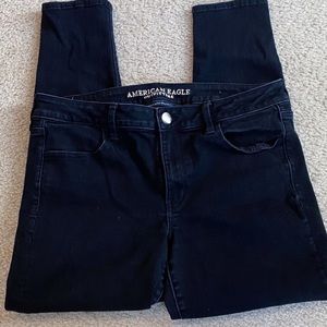 Black American Eagle Super Super Stretch Jeggings
